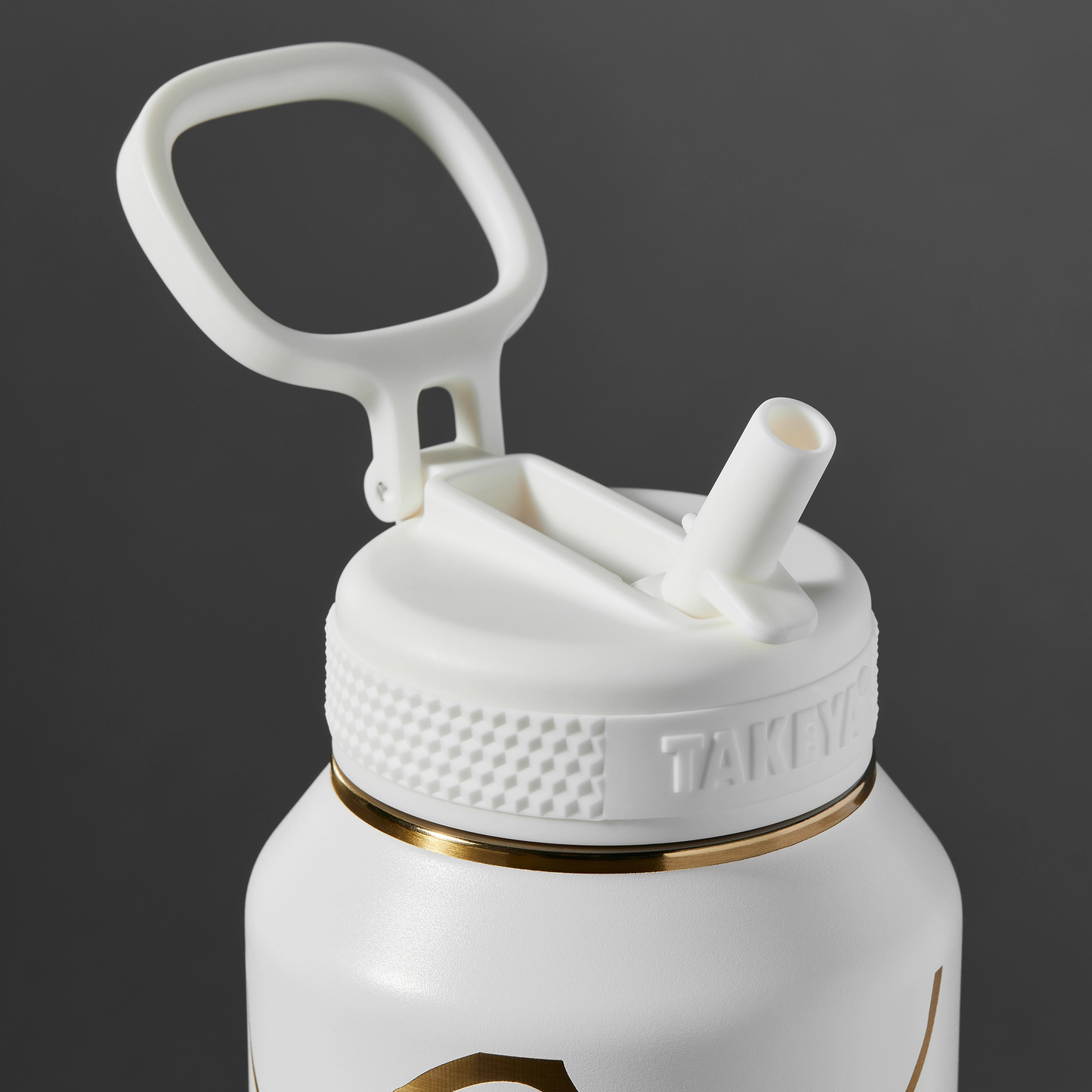 kintsugi-water-bottle-with-straw-lid-v1 51389-TK_HO25_Kintsugi_Takeya9271.png