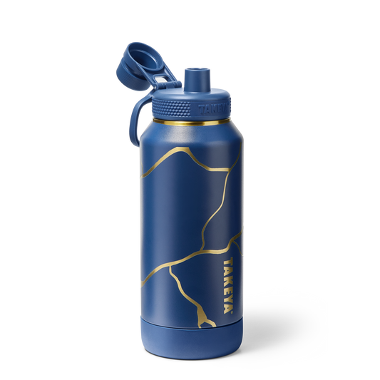 kintsugi-water-bottle-with-spout-lid-g6 TKS_SP25_SptBtl_GoldMarine_32oz_51390_v2_sRGB_SHD.png